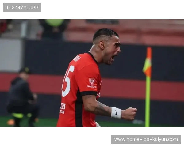 上海海港莱昂纳多边路突破创造机会